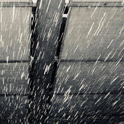 ถ้าเป็นต่างประเทศ เรียกว่าหิมะ ถ้าเป็นไทย เรียกฝน  วันหนึ่ง ณ กทม