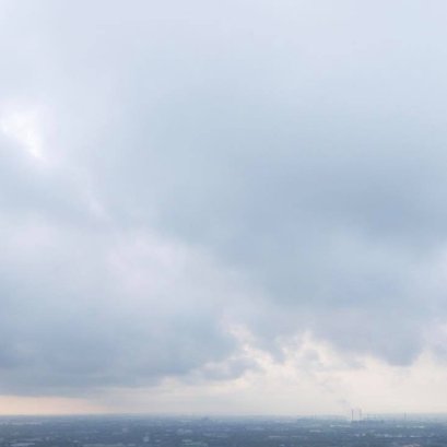 หมอกควันบางจางหาย กลมกลืนกลายเป็นหนึ่งเดียว