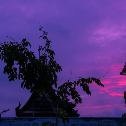 หวนคิดถึงยามเช้าวัดระฆัง ปล หลายวันก่อนยังคิดถึงกระบี่อนู่เลย 