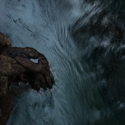 ผลงาน "รุกขะ เทวะ" มีการจัดแสดงถึง 3 ครั้ง ครั้งแรก คือ  หอนิทรรศการศิลปวัฒนธรรม ม.เชียงใหม่ 14-30 กันยายน ที่ผ่านมา