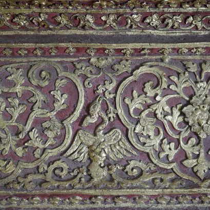 ลวดลายปูนปั้นที่ปรากฏบนอาคารศาสนสถาน