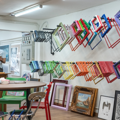 FrameLab Bangkok หน้าร้านย่านเจริญนคร 10