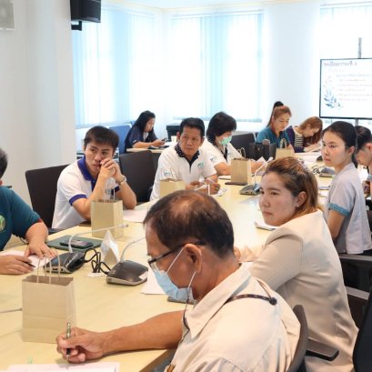 วันพุธที่ 3 เมษายน 2567 เวลา 10.00 น. นายโชติอนันต์ ปินถานันท์ รองประธานหอการค้าฯ นายคณิศร นิ่มเจริญวรรณ นางสาวชนากานต์  สิงห์สมุทร เลขาธิการ ร่วมประชุมคณะทำงานด้านการตลาดระดับจังหวัด ครั้งที่ 2/2567 ณ ห้องประชุมนนทรี ชั้น 1 สำนักงานพาณิชย์จังหวัดฉะเชิงเท