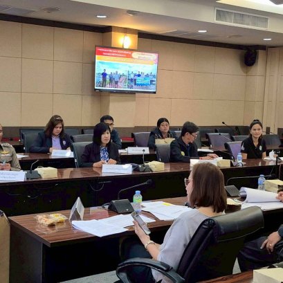 วันศุกร์ที่ 19 กันยายน 2568 เวลา 9.30 น. นางสาวปคุณา บุญก่อเกื้อรองประธานหอการค้าร่วมประชุมคณะกรรมการเพื่อแก้ไขปัญหาเกษตรกร อันเนื่องมาจากผลิตผลการเกษตร ระดับจังหวัด จังหวัดฉะเชิงเทรา ครั้งที่ 2/5868 ณ ห้องประชุมมรุพงษ์ศิริพัฒน์ ชั้น 4 ศาลากลางจังหวัดฉะเช