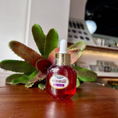 Astaxanthin eye repair