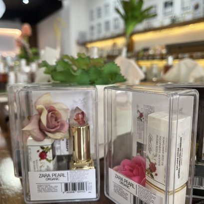 Lip ULTRA INTENSIVE THERAPY  WHITE ROSY LIPS