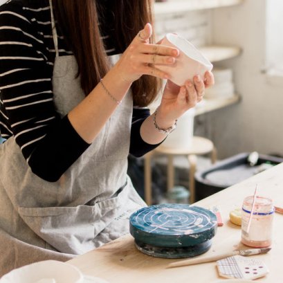 เขียนสีใต้เคลือบ