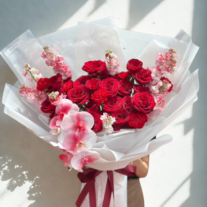 Berry Red XL Premium Bouquet