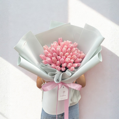 60 Tulips Pink Tone - Trendy Wrapping Bouquet