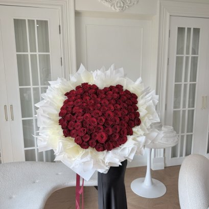 [Valentines] 100 Roses - Heart Shape Bouquet