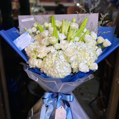 Mix of white love XL Bouquet