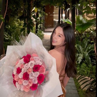 30 Roses - Sakura Coffee