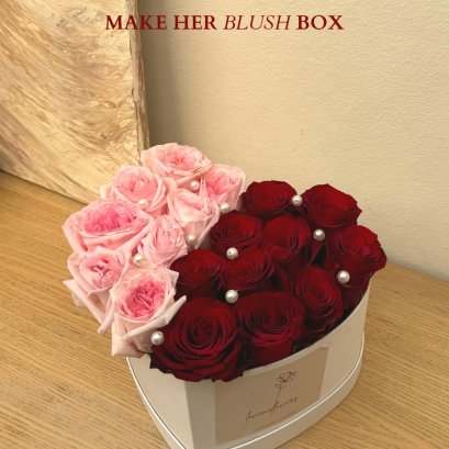 Make her BLUSH BOX