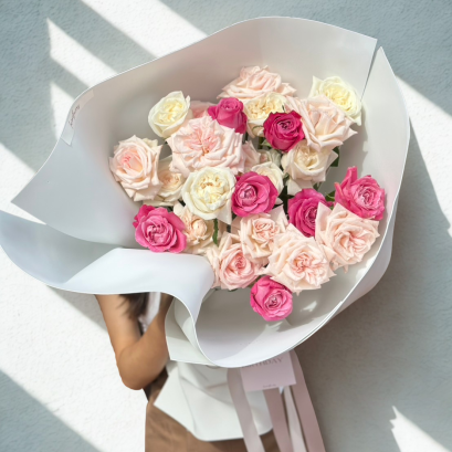 Majenta Rosie 30 Roses Bouquet | Trending Wrapping