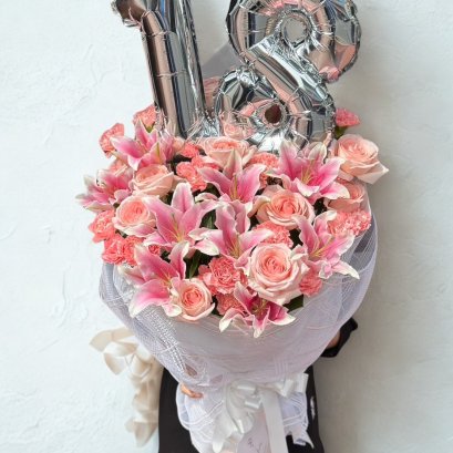 Rosie Lily Flower Bouquet