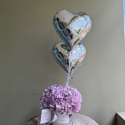 Pink Hydrangea Flower Box + Balloon