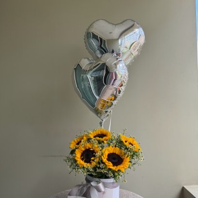 Sunflower Box + Heart Ballooons