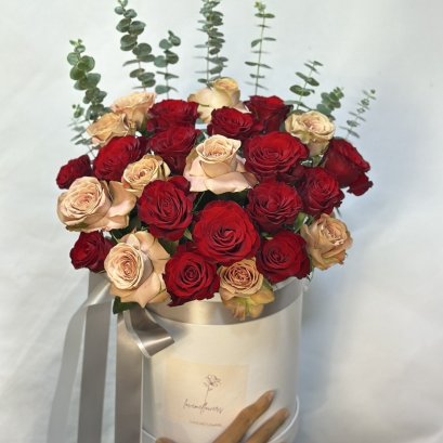 M- Red Cappucino FlowerBox