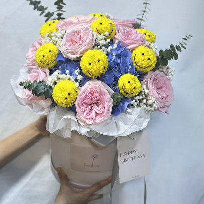 Smiley Hydrangea Flower Box