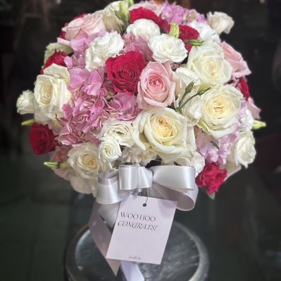 Vase Shades of Pink