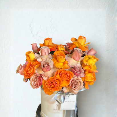 20 Orange Cappucino Roses FlowerBox