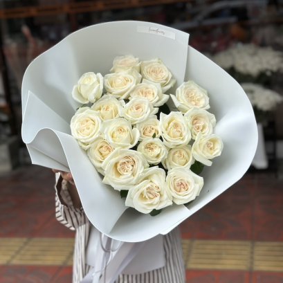 20 White Roses - Trendy Wrapping