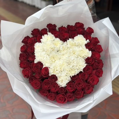 Heart Roses Bouquet