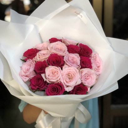 20 Roses - Majenta and Pink Tone