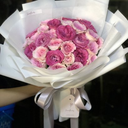 30 Roses - Majenta and Pink
