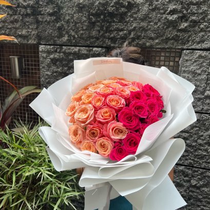 Roses - Shades of Ombre Bouquet