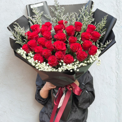 30 Roses Black Wrapping Bouquet