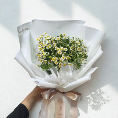 Petite Daisy Bouquet