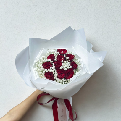 10 Red Roses