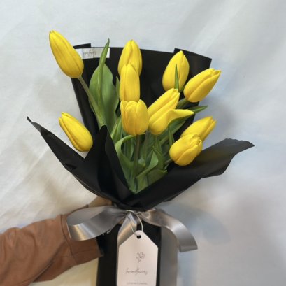 10 Tulips Korean Wrapping