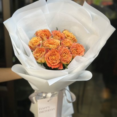 10 Ombre Roses Bouquet