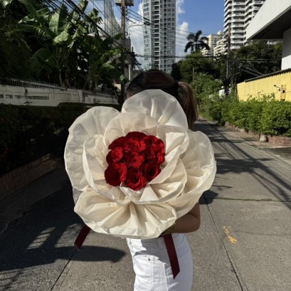 10 Red Roses Bloom Wrapping