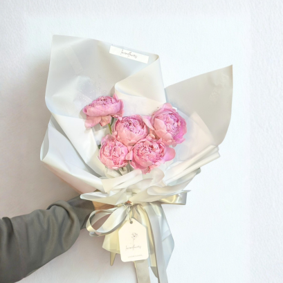 5 Peonies Bouquet