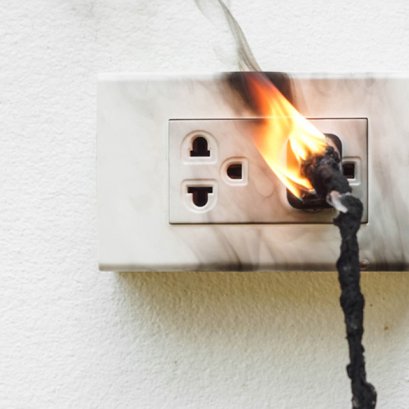 5 สิ่ง ที่ควรทำอย่างยิ่ง เพื่อหลีกเลี่ยงการเกิดอัคคีภัย