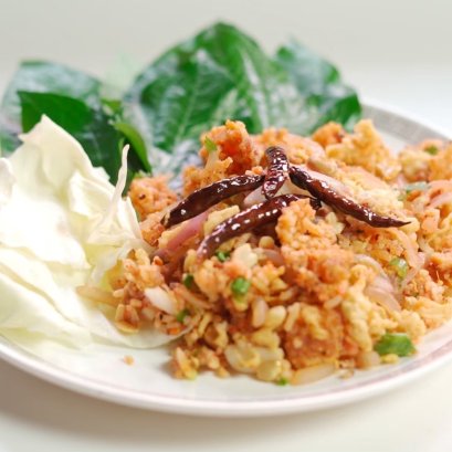 ยำแหนมคลุก - สุนทรี