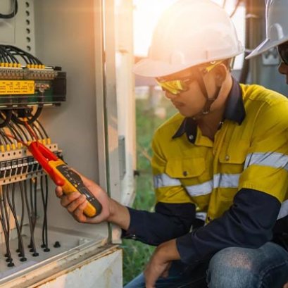 การติดตั้งระบบไฟฟ้าโรงงานอุตสาหกรรมมีความสำคัญอย่างไร 