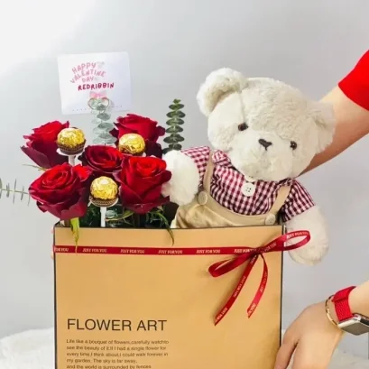 LOVE023ช่อดอกกุหลาบวันวาเลนไทน์ REDRIBBIN.COM