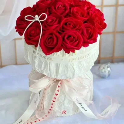 ของขวัญวันวาเลนไทน์ ช่อดอกไม้วันวาเลนไทน์ ช่อกุหลาบปลอม FW062