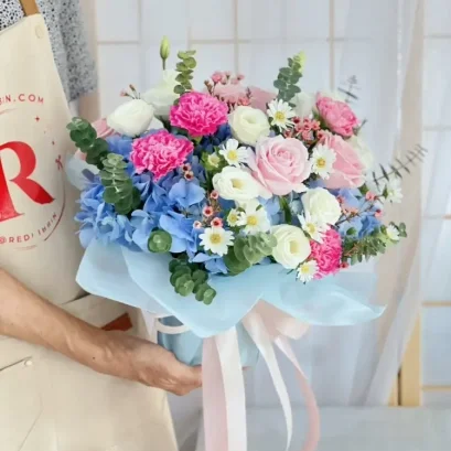 ช่อดอกไม้ส่งด่วน ช่อดอกไม้แสดงความยินดี ช่อดอกกุหลาบสีชมพู  RF002 Redribbin.com