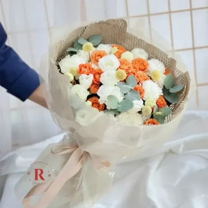 ช่อดอกไม้สวยๆ ช่อดอกไม้โทนสีครีม RF008