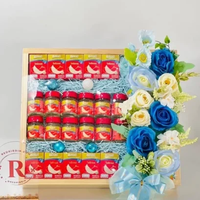 กระเช้ารังนก จัดตรีมสีฟ้าวันแม่ RB229 REDRIBBIN