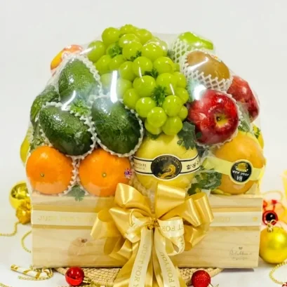 กระเช้าผลไม้รวมขนาดใหญ่ RB018 จากร้าน REDRIBBIN