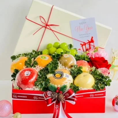กระเช้าผลไม้ปีใหม่ กระเช้าของขวัญปีใหม่ให้ลูกค้า ( RB240 ) 
