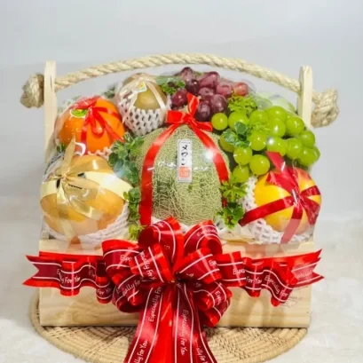 กระเช้าผลไม้สวยๆ กระเช้าของขวัญ2000บาท RB142 Redribbin.com