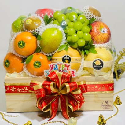 กระเช้าผลไม้รวมขนาดใหญ่ กระเช้าของขวัญ RB019 จัดในตรีมกระเช้าของขวัญปีหม่ จาก Redribbin