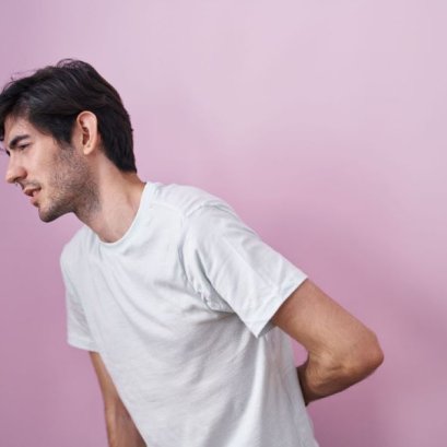 สัญญาณเตือนปวดสะโพกร้าวลงขาที่ไม่ควรมองข้ามและการตรวจวินิจฉัย